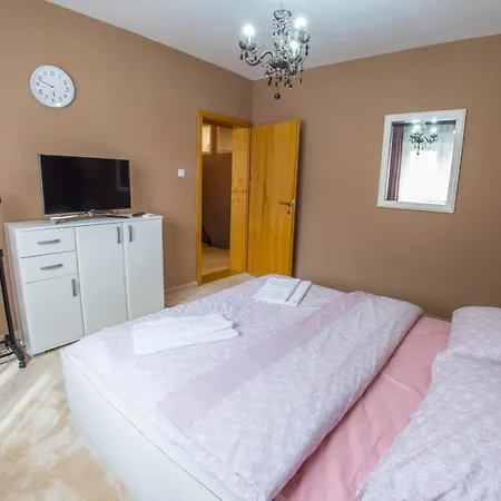 דירה Milano מוסטר